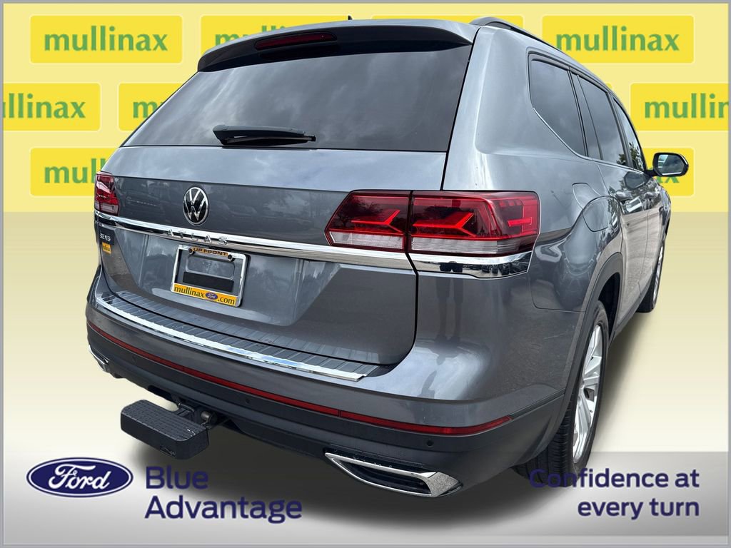 Used 2023 Volkswagen Atlas SE w/ Panoramic Sunroof Package image 4