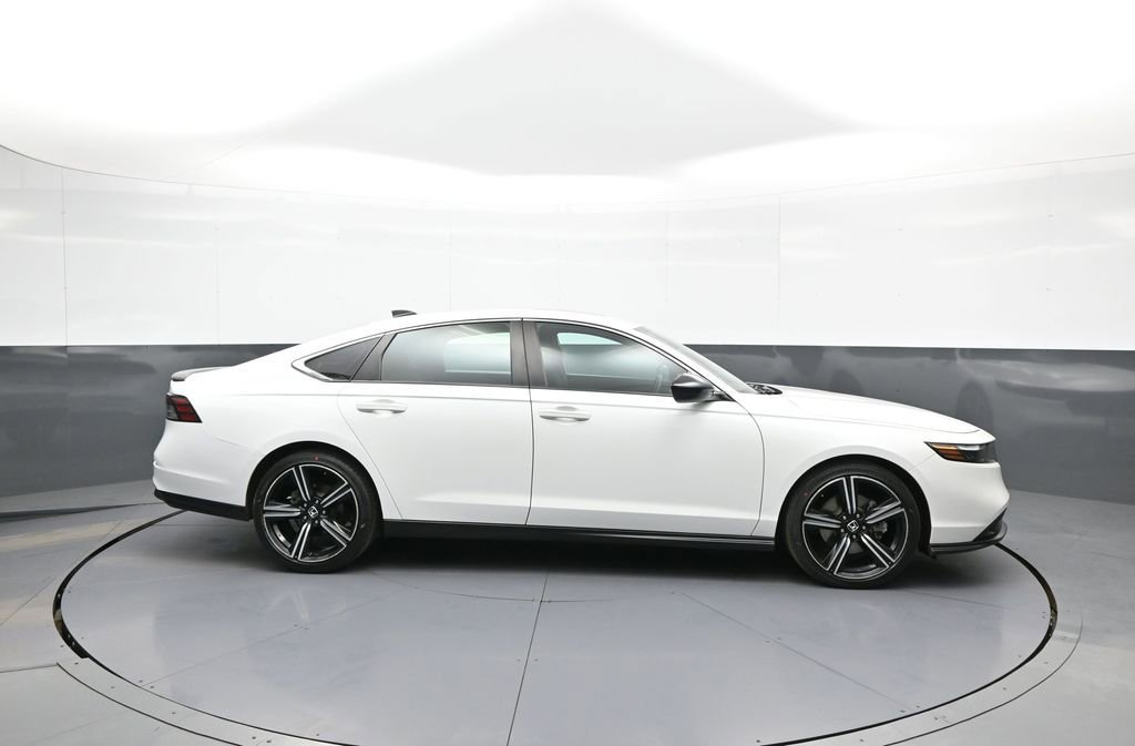 Certified 2023 Honda Accord Sport image 5