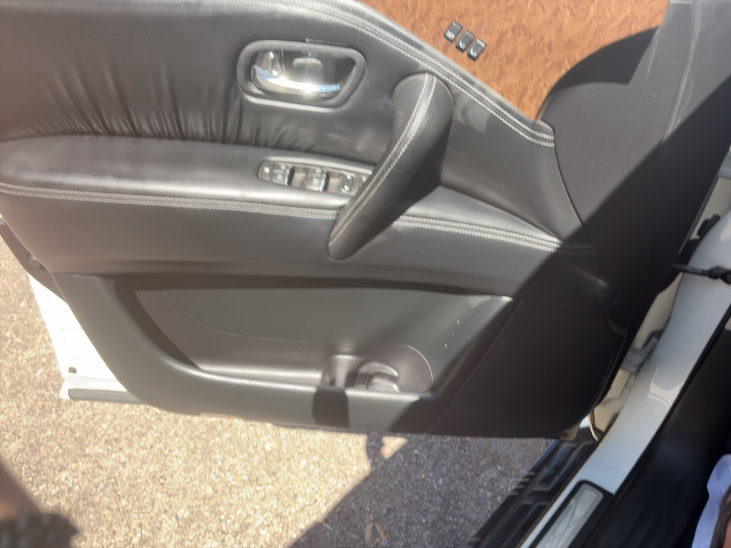 Used 2016 INFINITI QX80 4WD image 18
