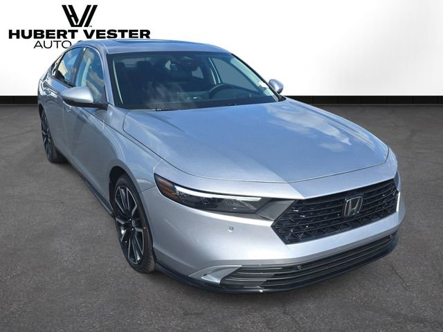 New 2026 Honda Accord Touring image 7