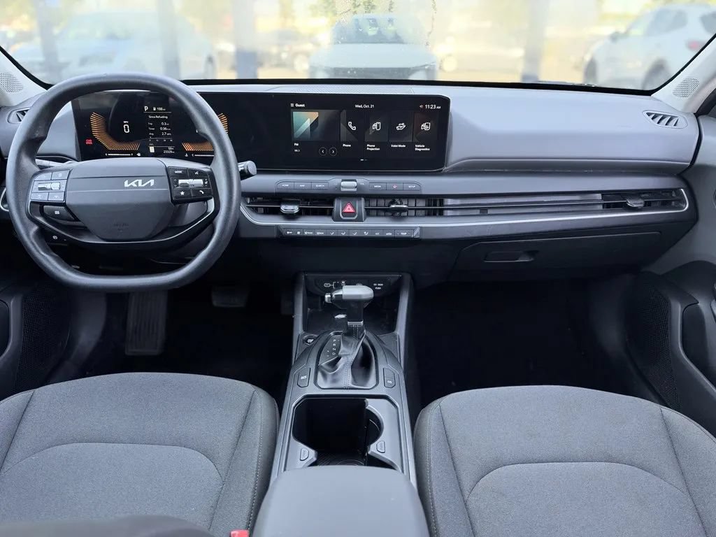 Used 2025 Kia K4 FWD image 10