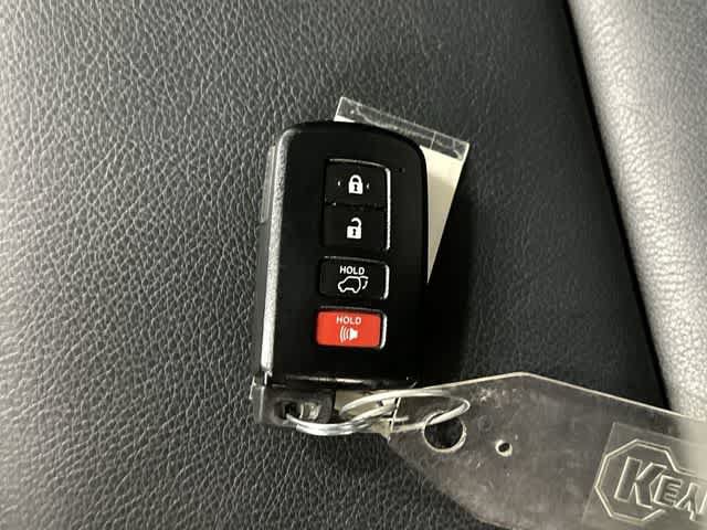 Used 2017 Toyota RAV4 Limited w/ Advanced Technology Package FWD image 32