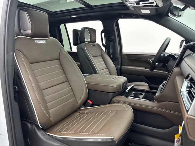 New 2026 GMC Yukon XL Denali Ultimate AWD/4WD image 39