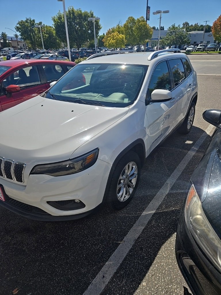 Used 2019 Jeep Cherokee Latitude w/ Popular Appearance Group