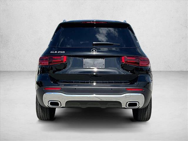 New 2026 Mercedes-Benz GLB 250 image 4