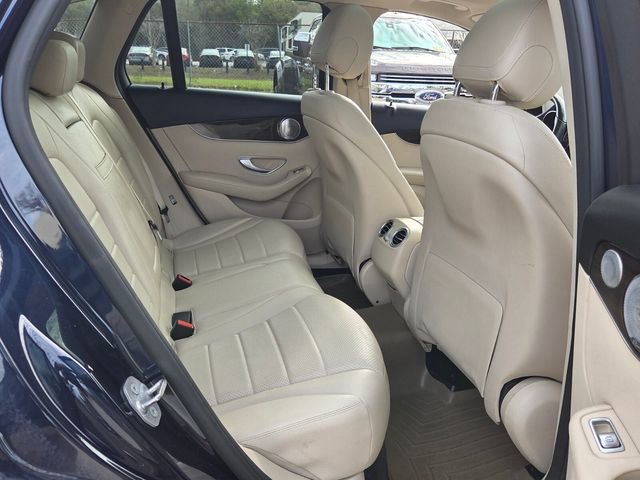 Used 2017 Mercedes-Benz GLC 300 4MATIC image 22