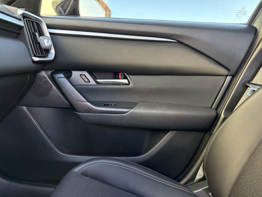Certified 2025 MAZDA CX-50 AWD 2.5 S w/ Premium Package image 33