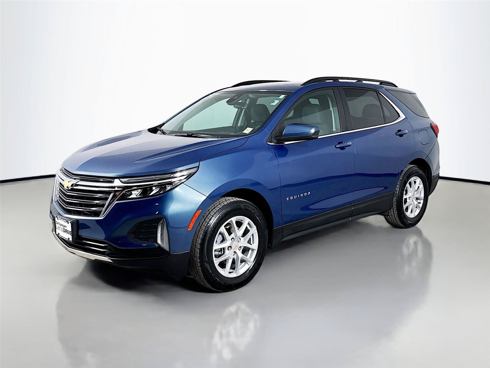 Used 2024 Chevrolet Equinox LT AWD/4WD image 5
