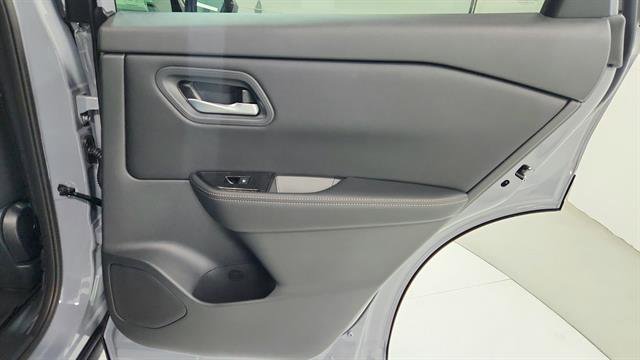 New 2026 Nissan Rogue SV image 26