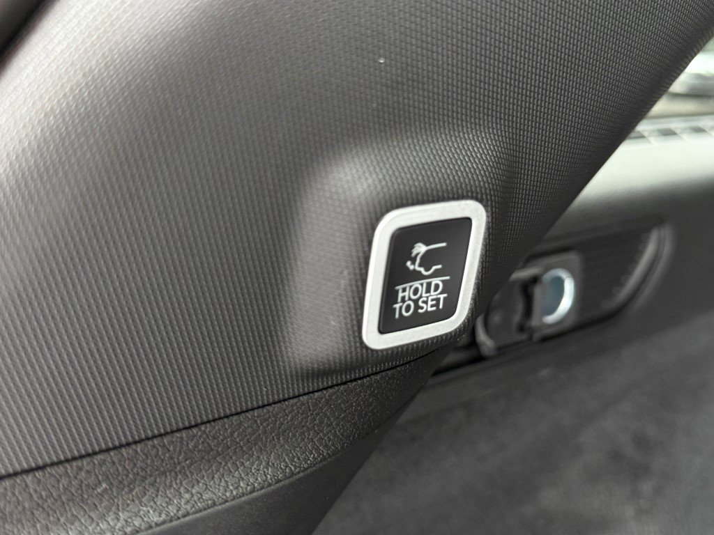 New 2025 Jeep Grand Cherokee Overland w/ Adv Protech Group III image 16