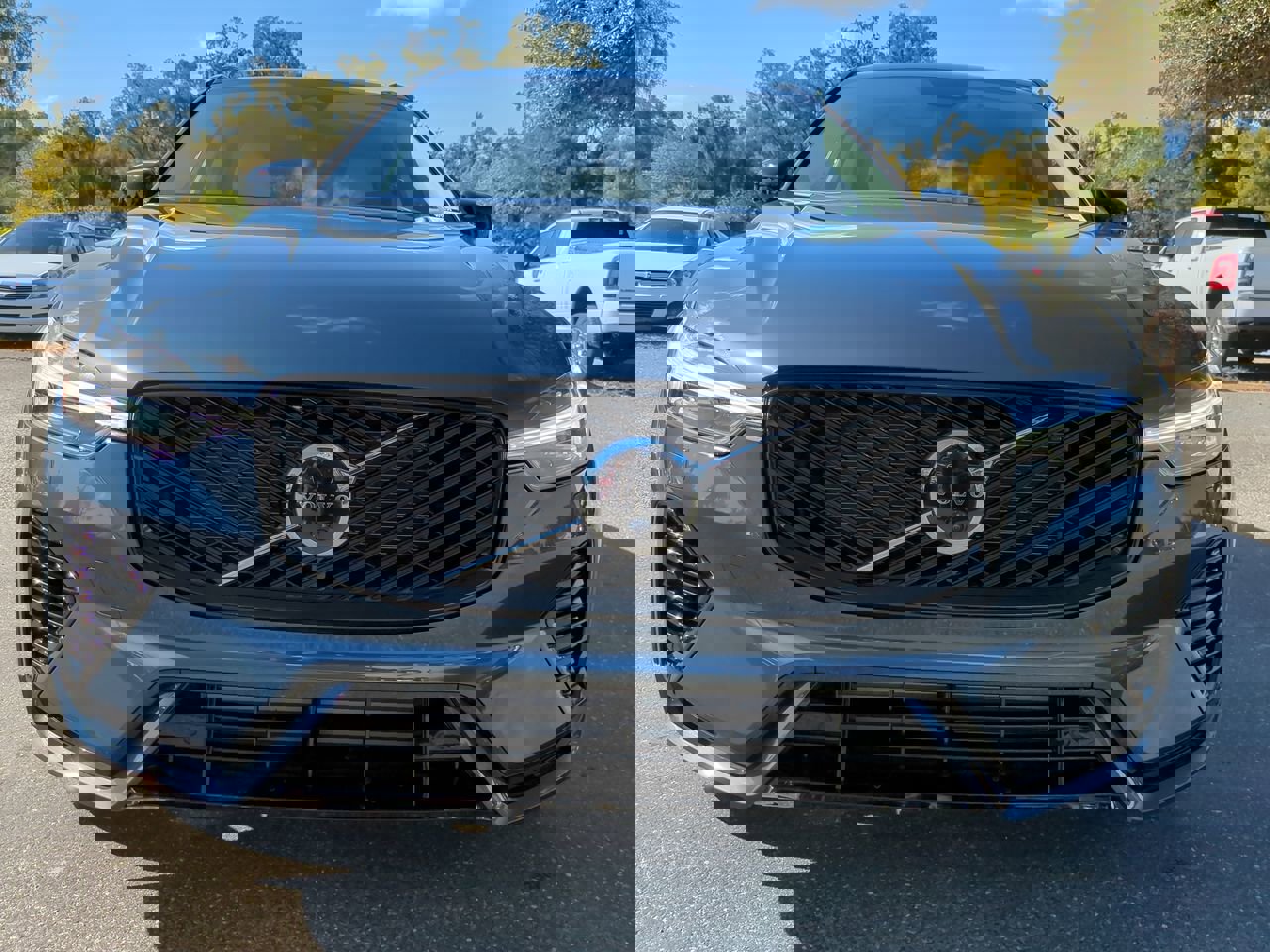 New 2026 Volvo XC60 T8 Ultra w/ Protection Package Premier image 9