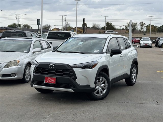 Used 2026 Toyota Corolla Cross L image 2