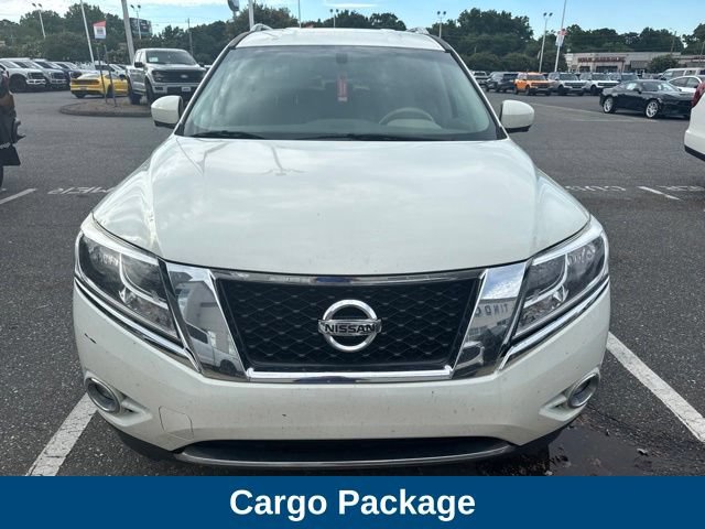 Used 2014 Nissan Pathfinder Platinum w/ Cargo Package FWD image 3