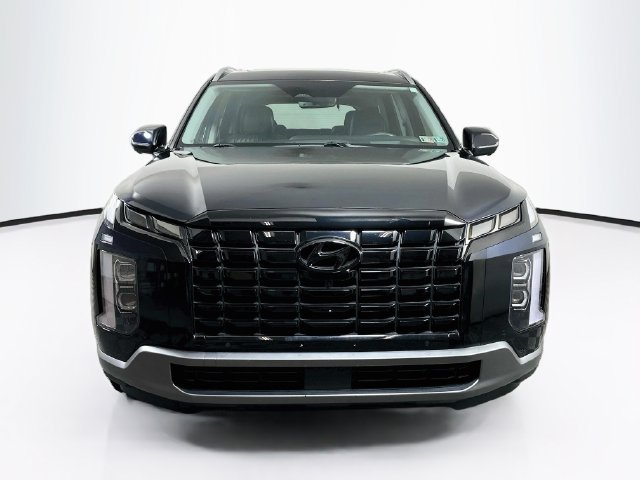 Certified 2023 Hyundai Palisade Limited w/ Cargo Package AWD/4WD image 2