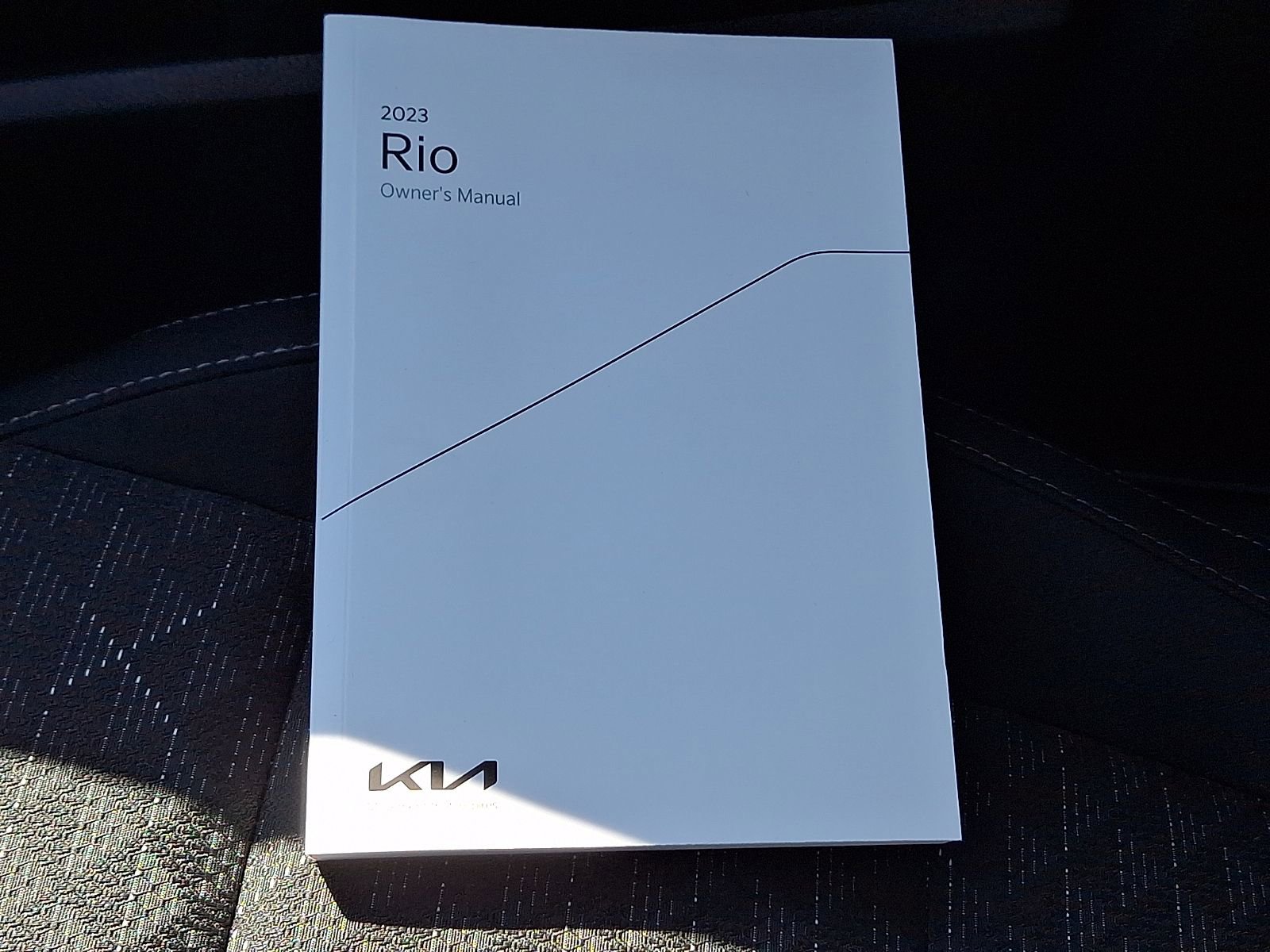 Used 2023 Kia Rio S image 25