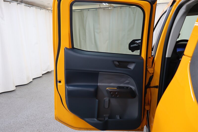 Used 2026 Ford Maverick Tremor AWD/4WD image 21