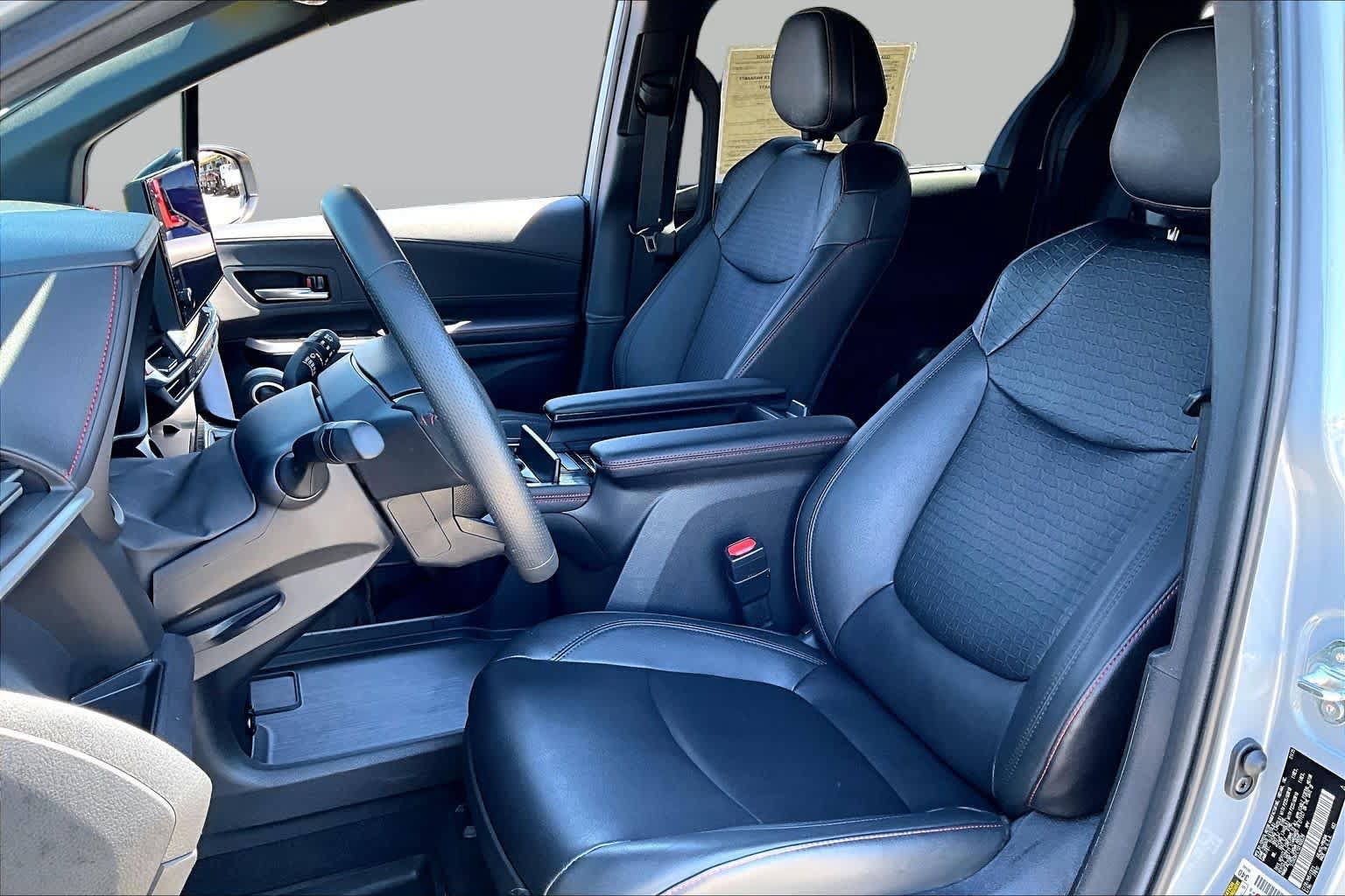 Certified 2025 Toyota Sienna XSE AWD/4WD image 7