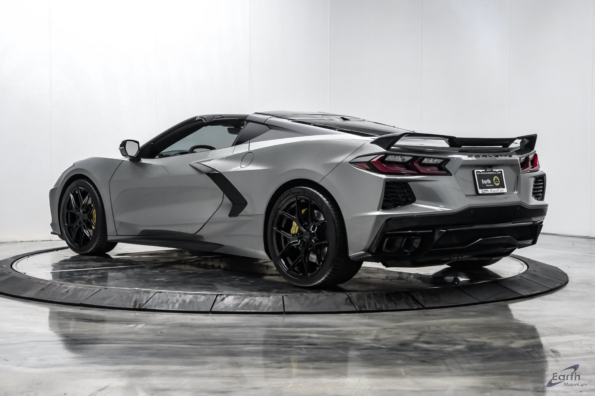 Used 2023 Chevrolet Corvette Stingray Preferred Cpe w/ Z51 Performance Package RWD image 13