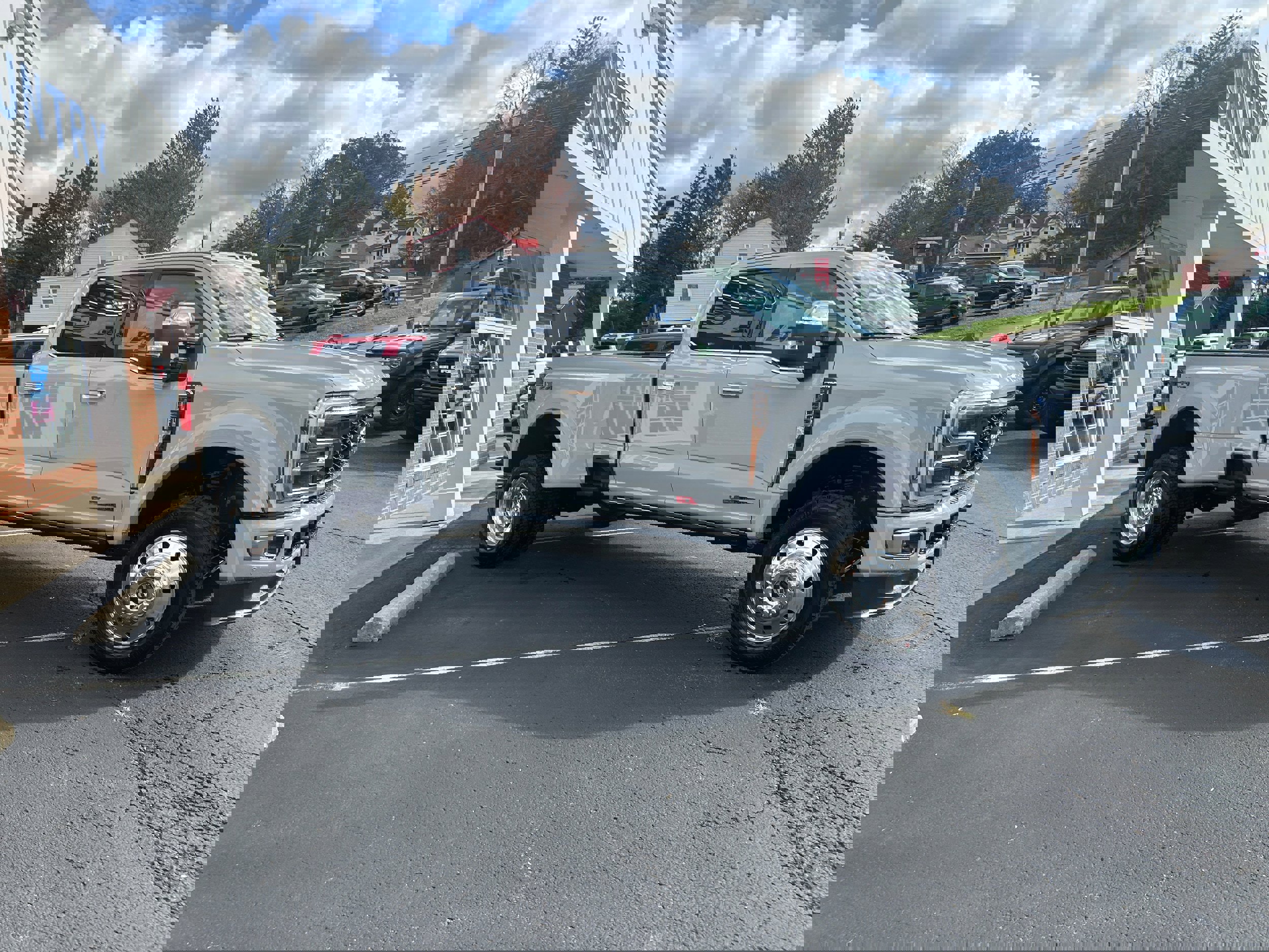 New 2026 Ford F450 Platinum image 13