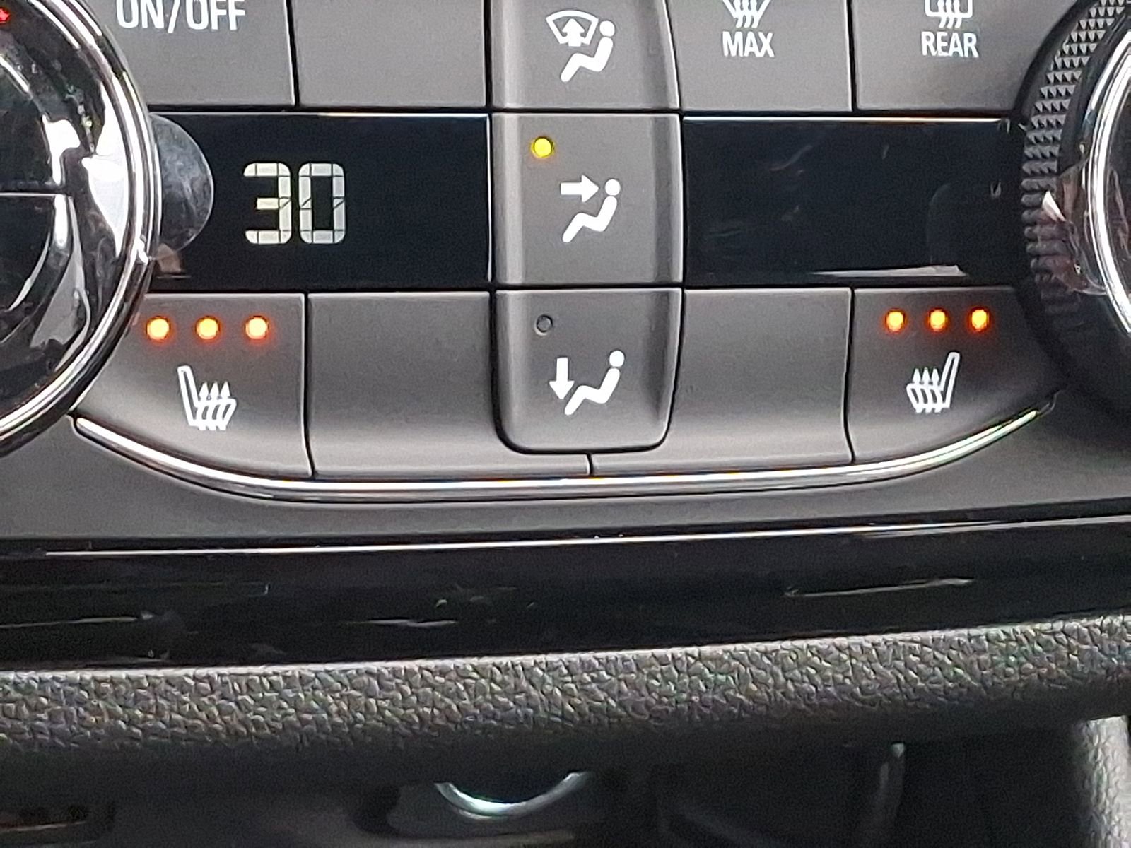 New 2026 Buick Envista Sport Touring w/ Convenience I Package image 21