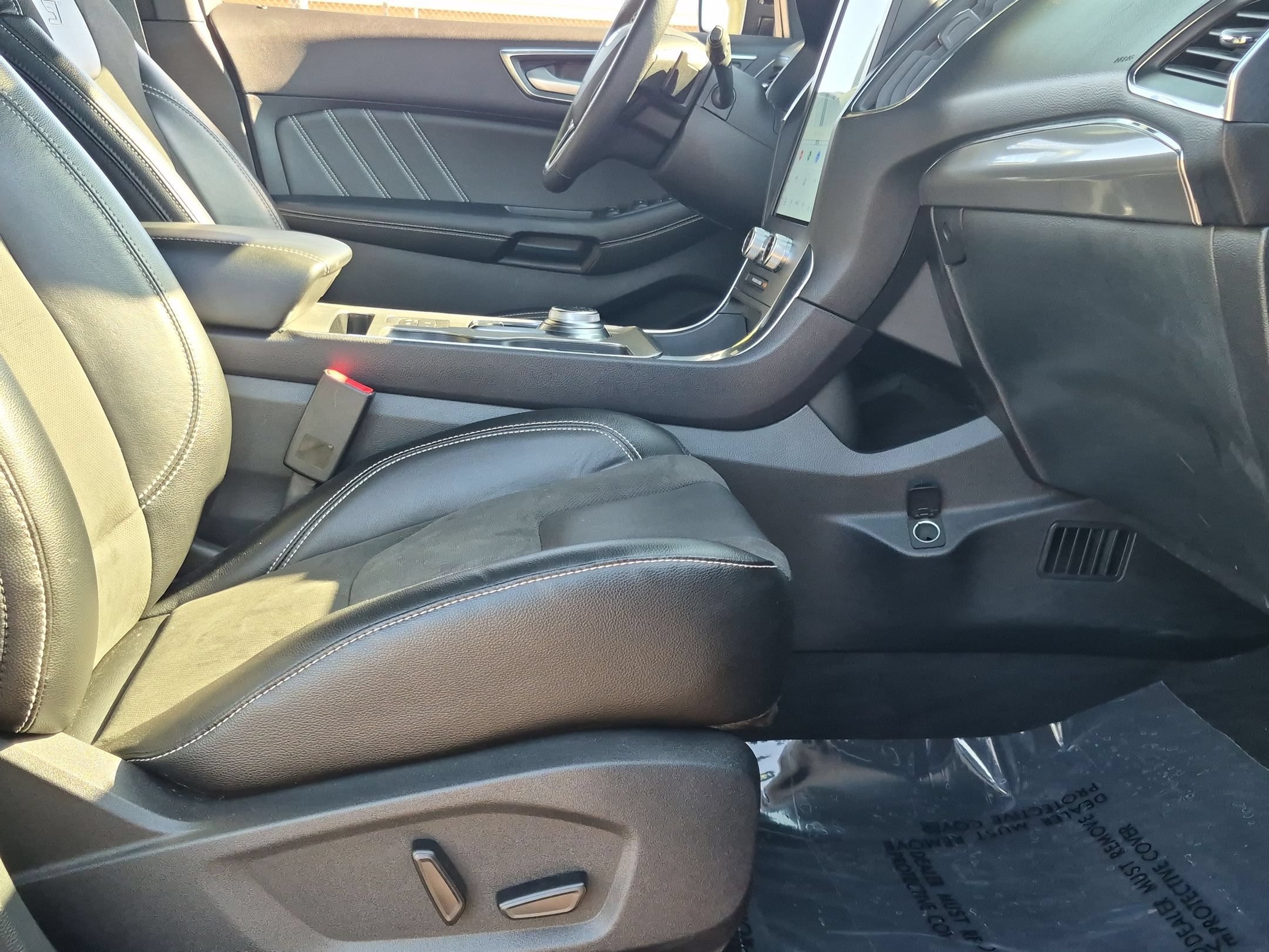 Certified 2024 Ford Edge ST w/ Equipment Group 401A AWD/4WD image 26