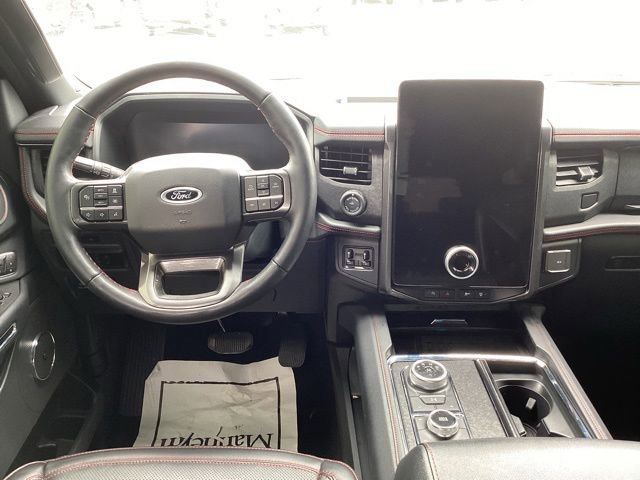 Used 2024 Ford Expedition Max Limited AWD/4WD image 18