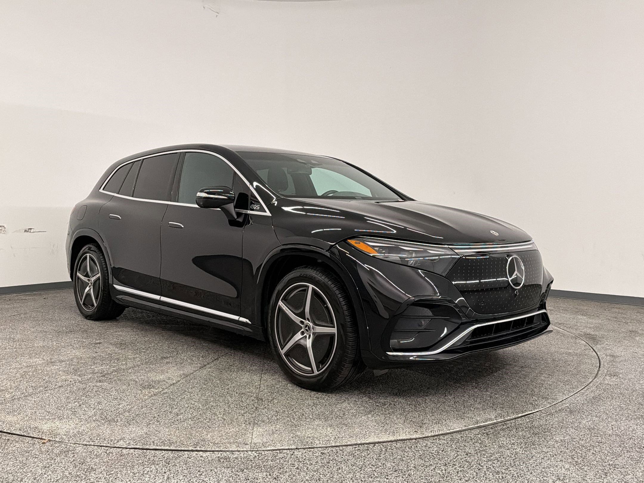 Certified 2023 Mercedes-Benz EQS 580 4MATIC SUV image 7