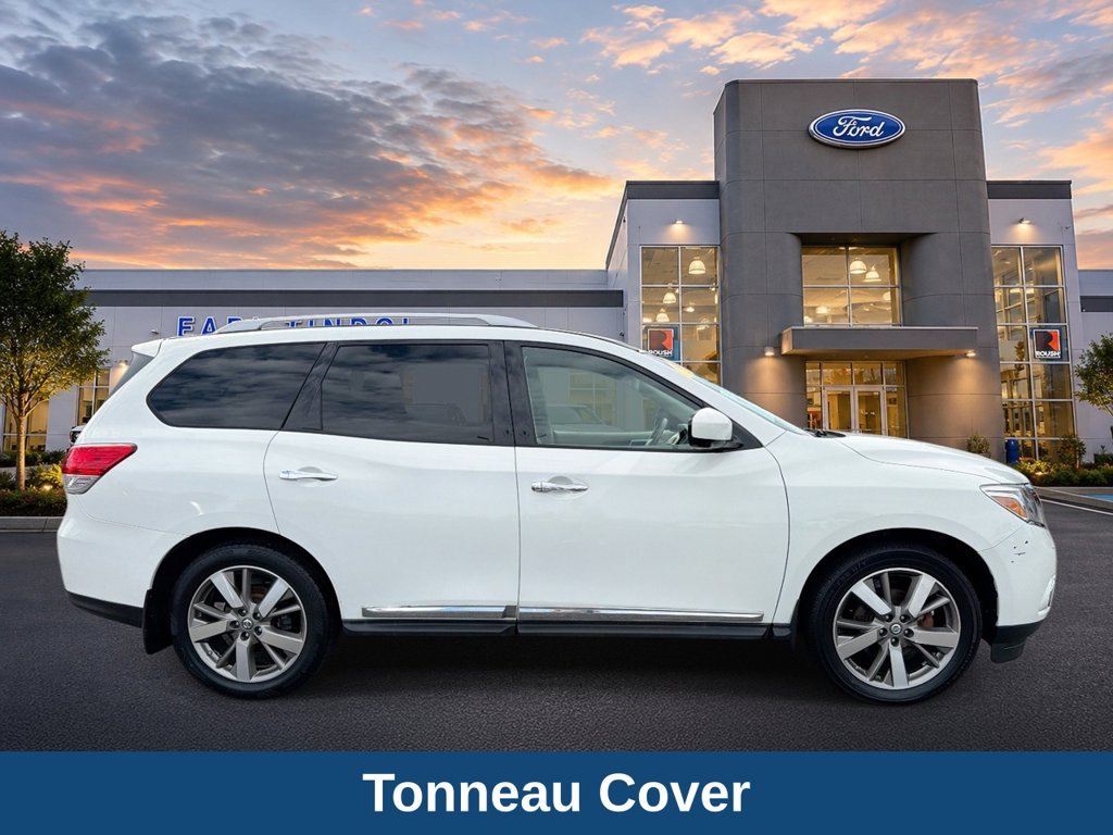 Used 2014 Nissan Pathfinder Platinum w/ Cargo Package FWD image 9