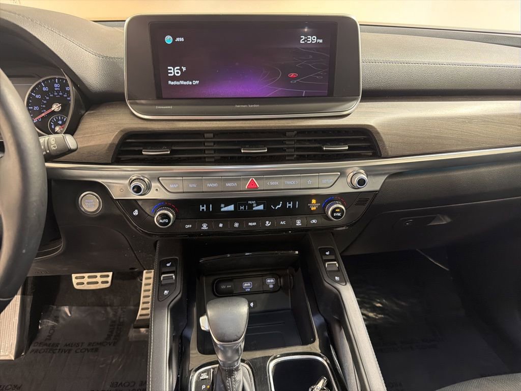 Used 2021 Kia Telluride SX w/ Nightfall Edition Package image 16