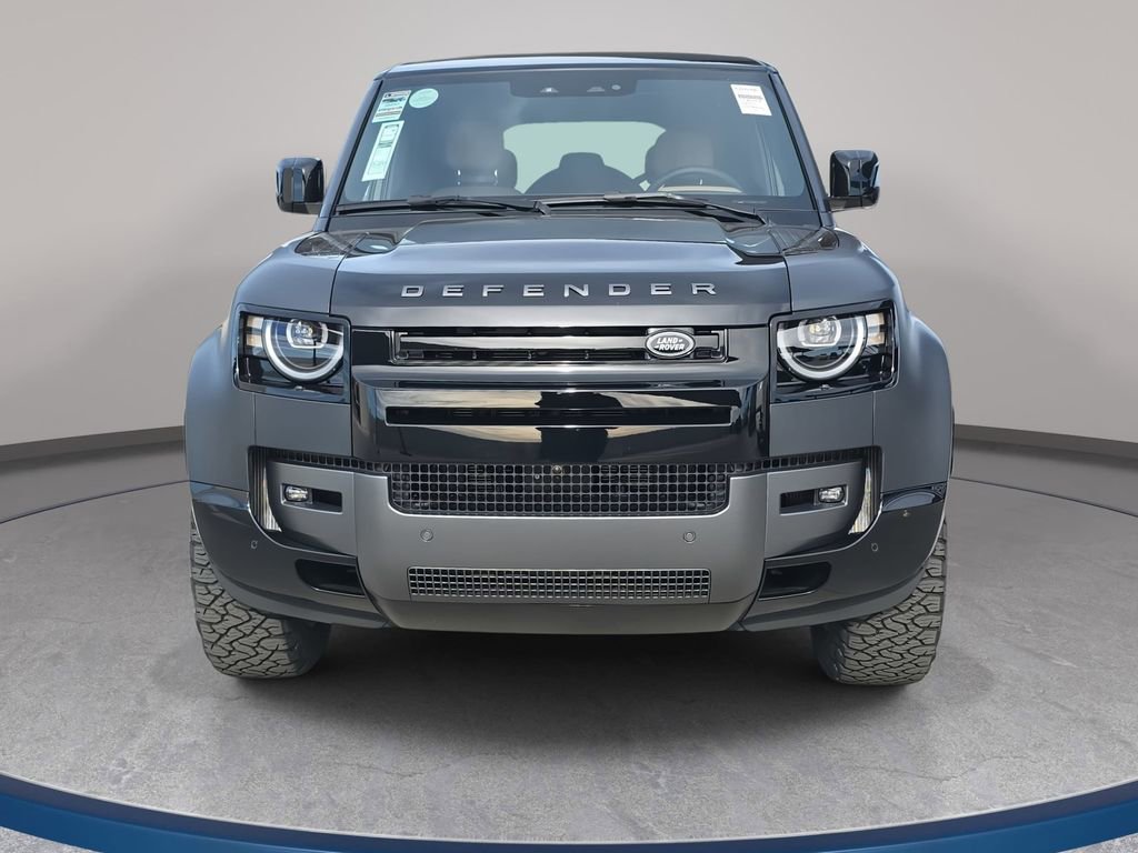 New 2026 Land Rover Defender 110 V8 image 2