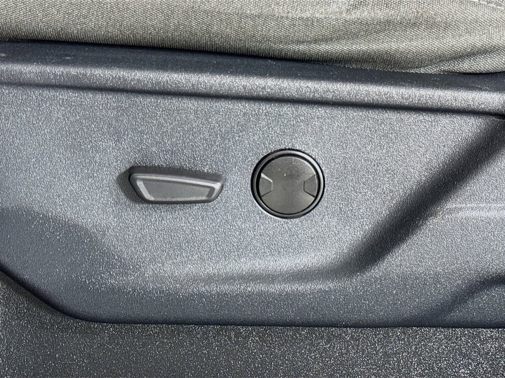 Used 2023 Ford F350 XLT AWD/4WD image 15