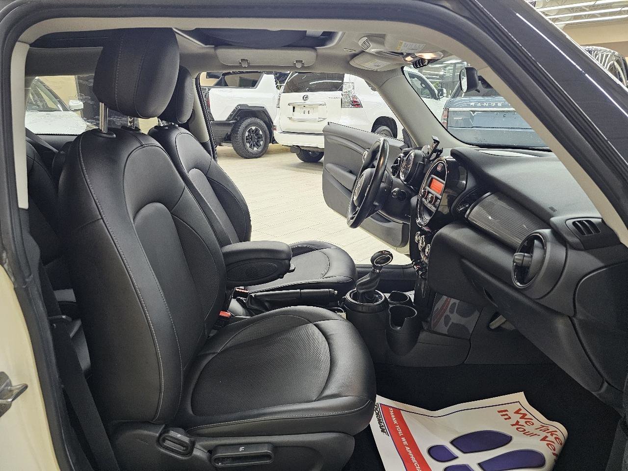 Used 2016 MINI Cooper 2-Door Hardtop image 19