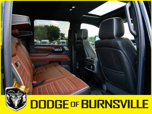 Used 2025 GMC Sierra 3500 Denali Ultimate w/ Snow Plow Prep/Camper Package AWD/4WD image 17
