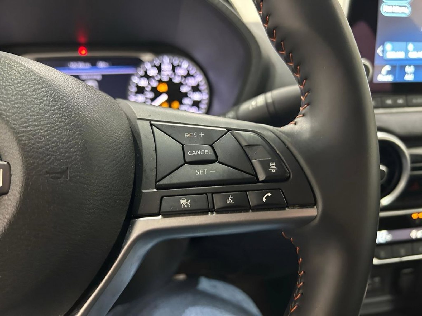 Used 2025 Nissan Sentra SR image 21