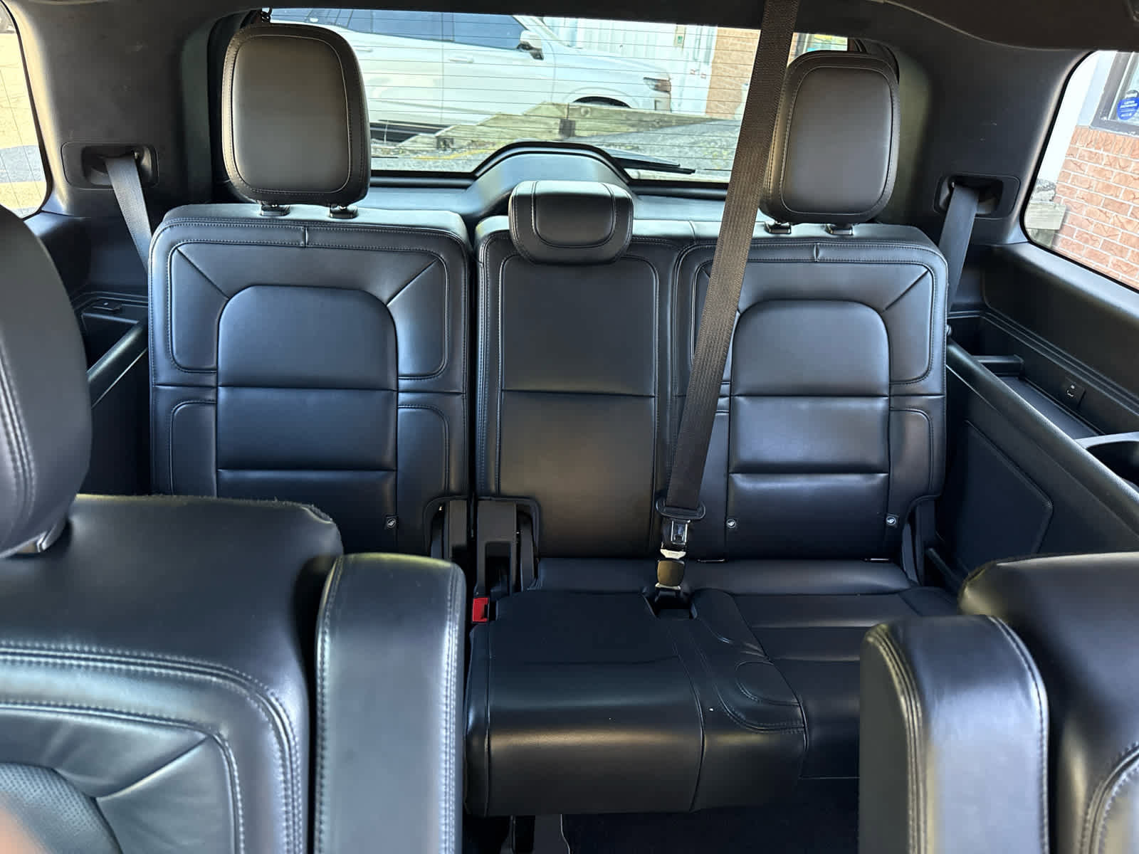 Used 2023 Lincoln Navigator Reserve image 23