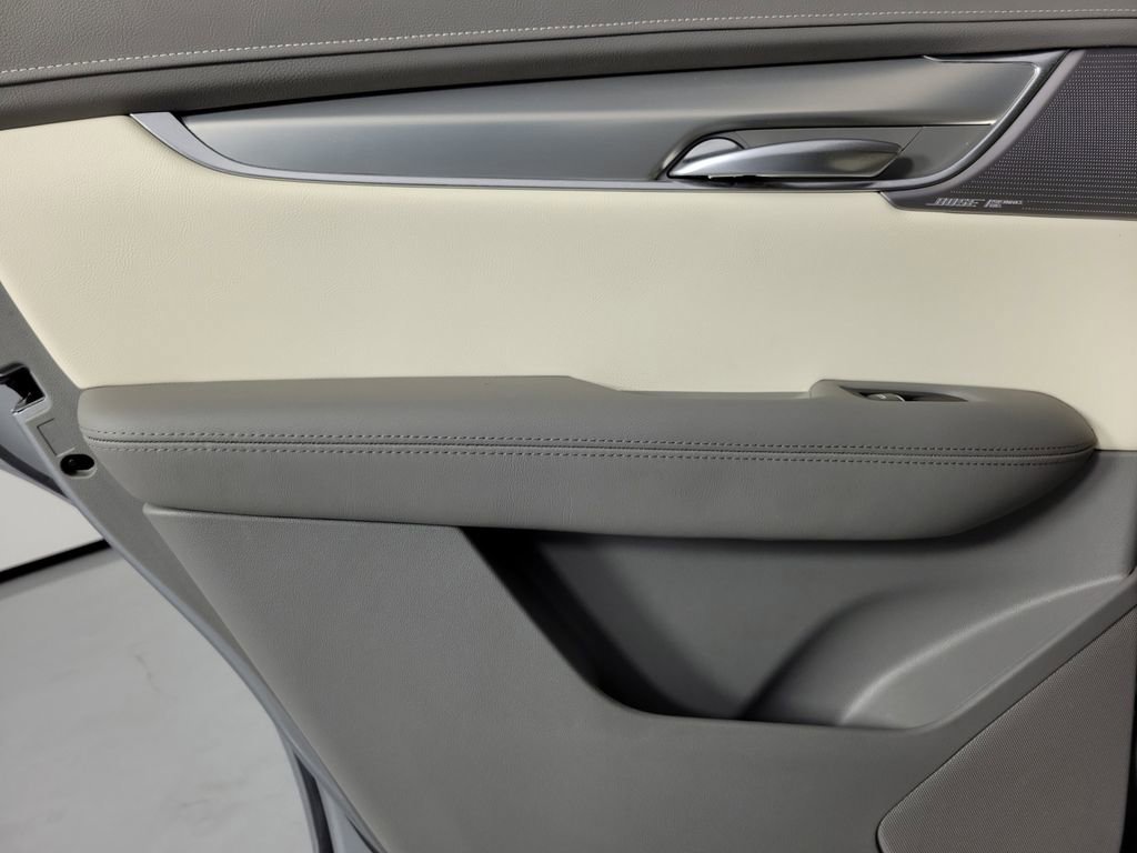 Certified 2024 Cadillac XT5 Premium Luxury FWD image 13