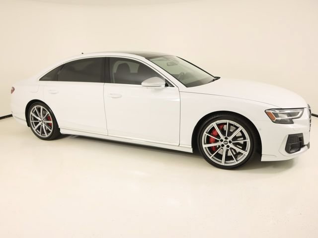 Certified 2023 Audi S8 w/ S8 Executive Package AWD/4WD image 6