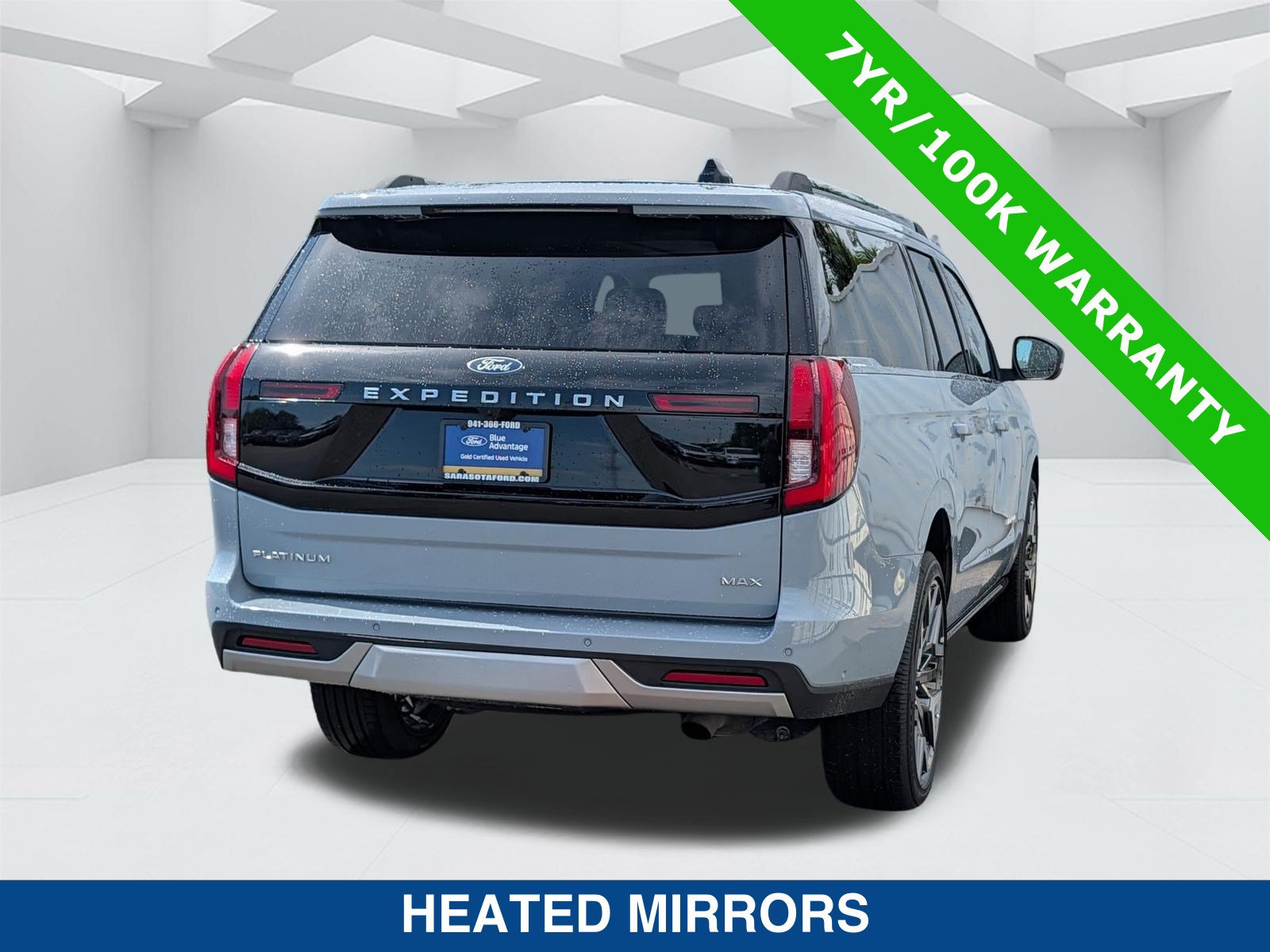 Certified 2025 Ford Expedition Max Platinum w/ Driver's Package AWD/4WD image 4