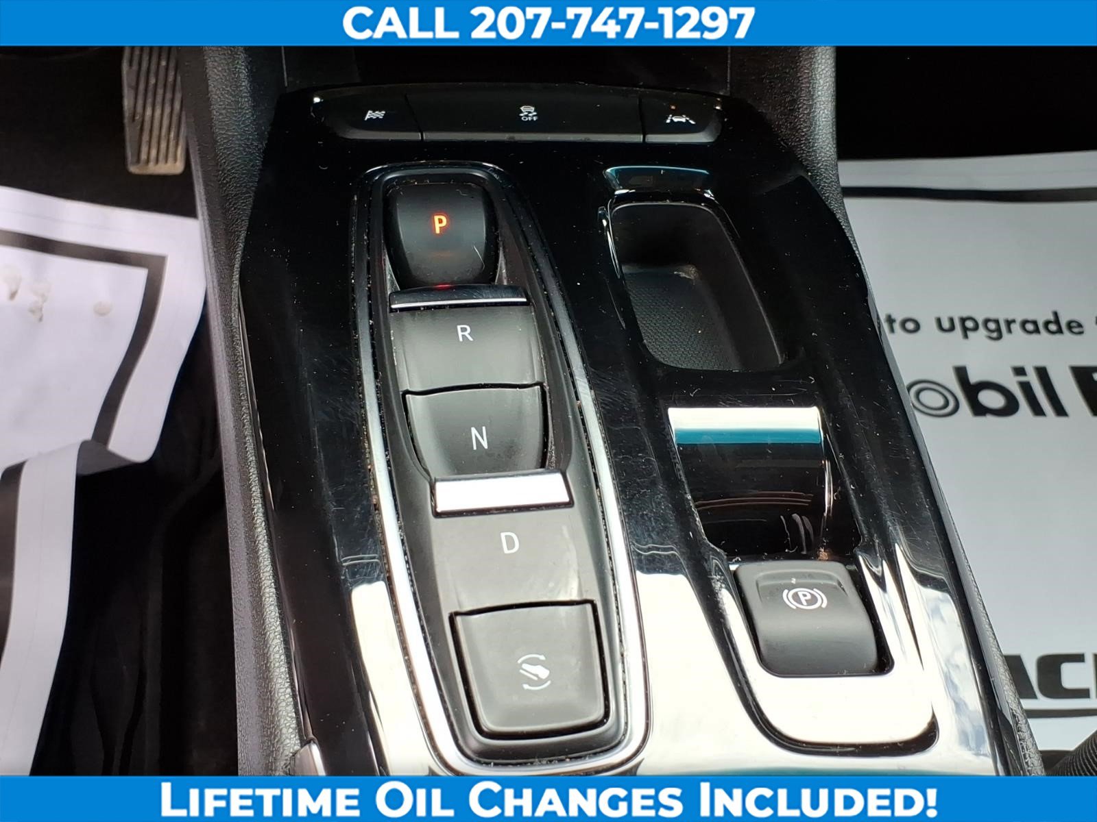 Used 2023 Chevrolet Bolt LT w/ Infotainment Package FWD image 18