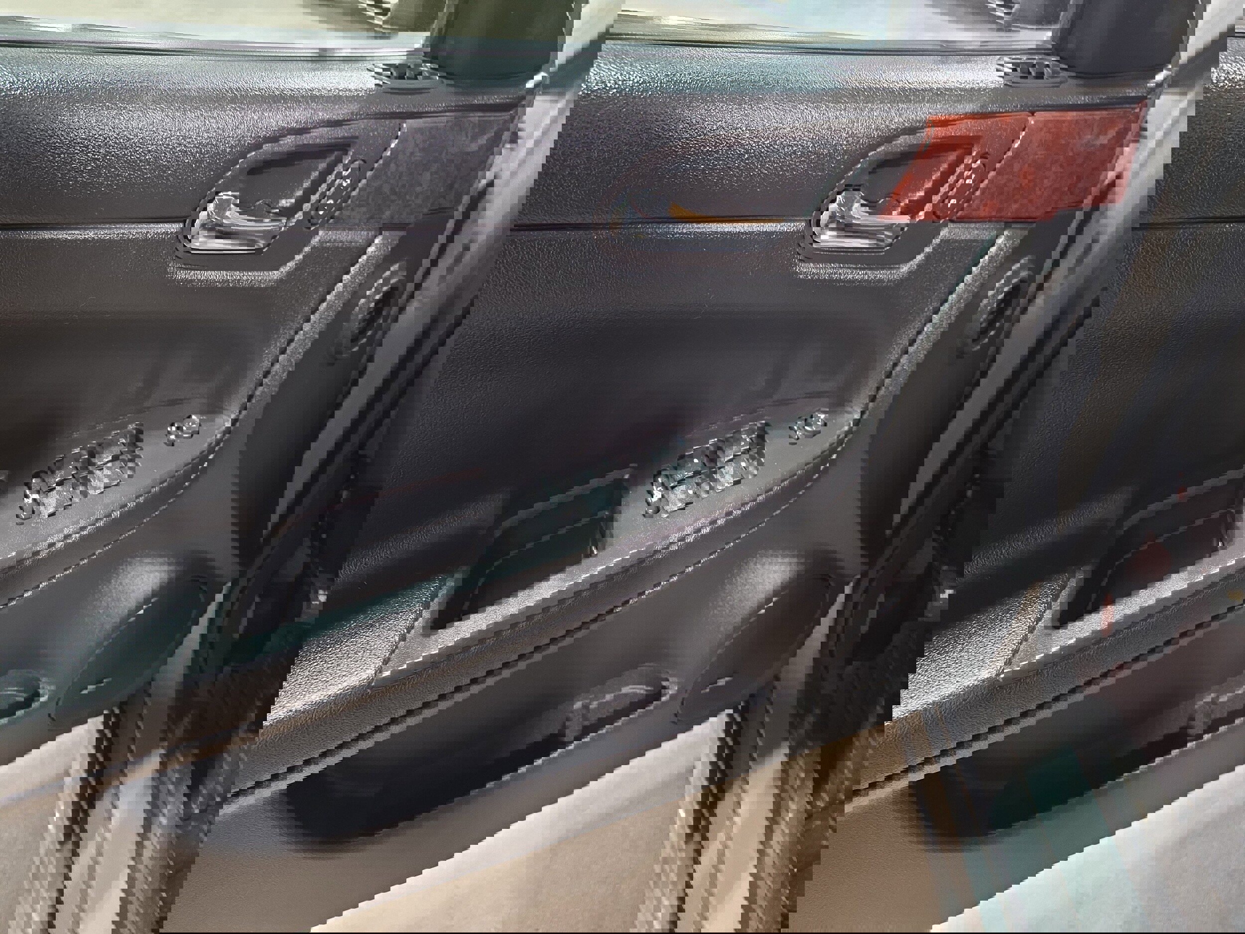 Used 2009 Chevrolet Impala LT w/ Luxury Edition Package image 11