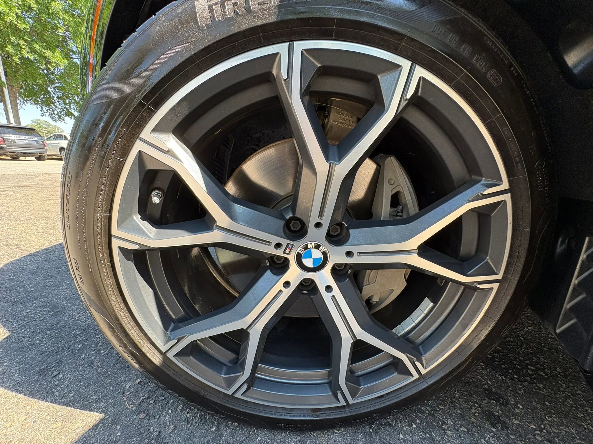 Used 2019 BMW X5 xDrive50i w/ M Sport Package AWD/4WD image 58