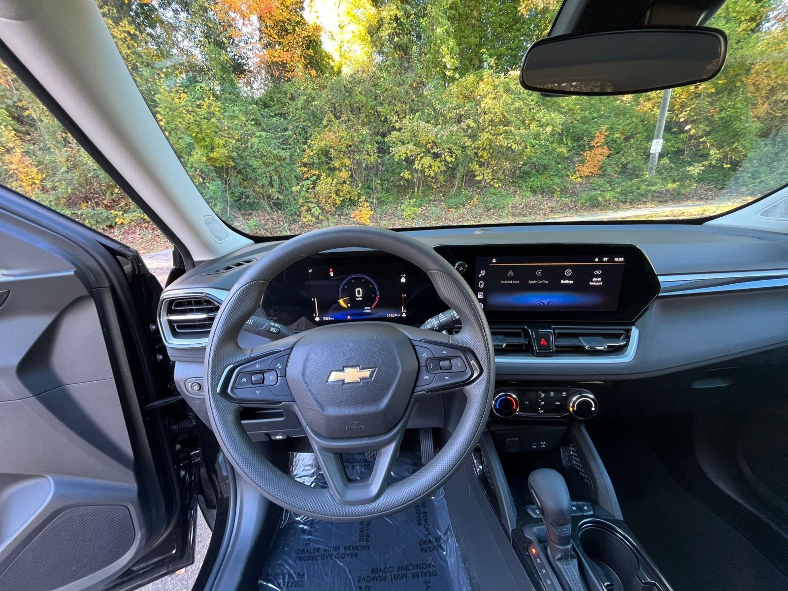 Used 2025 Chevrolet TrailBlazer LT image 30