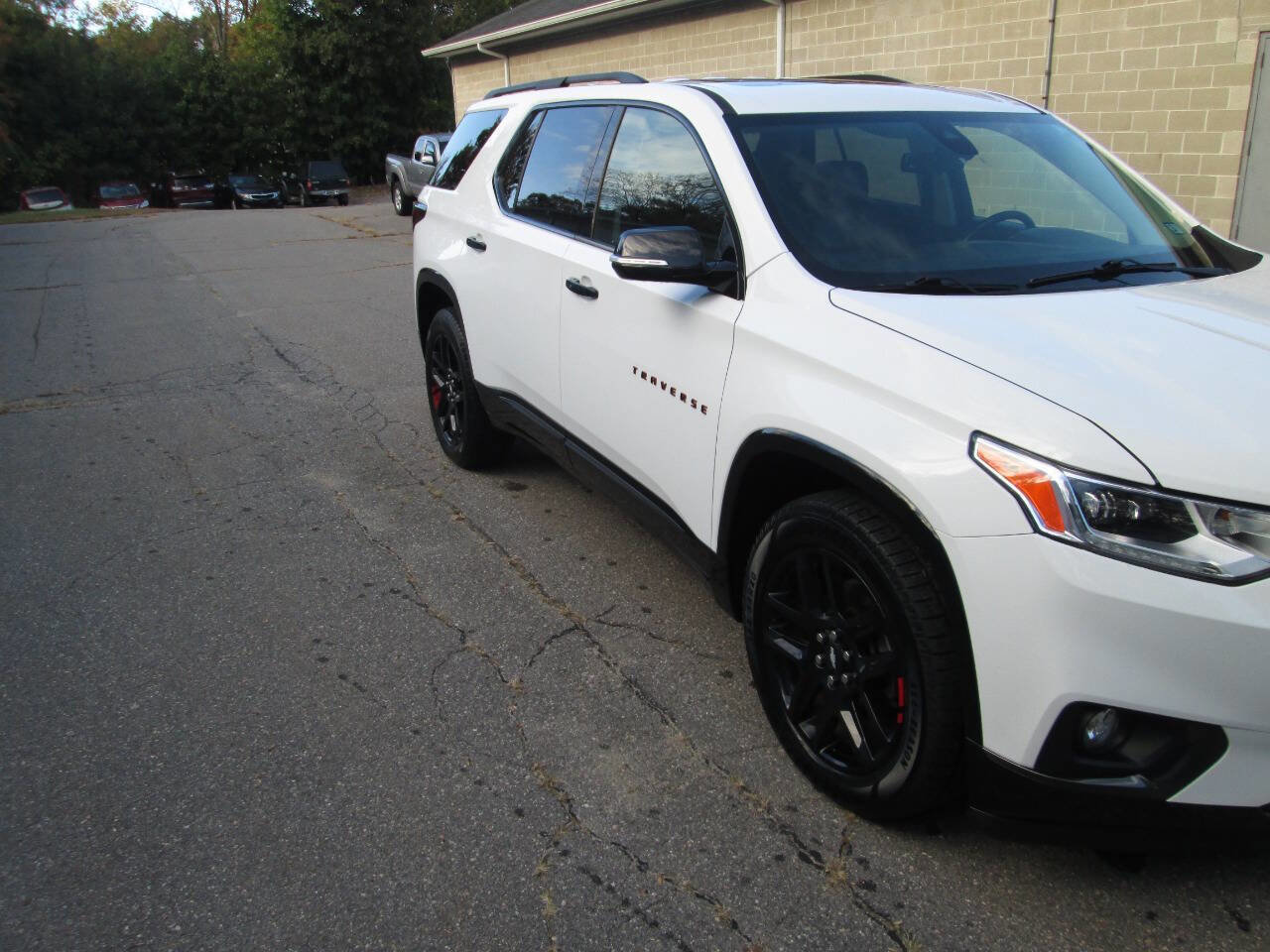 Used 2019 Chevrolet Traverse Premier w/ Redline Edition image 5