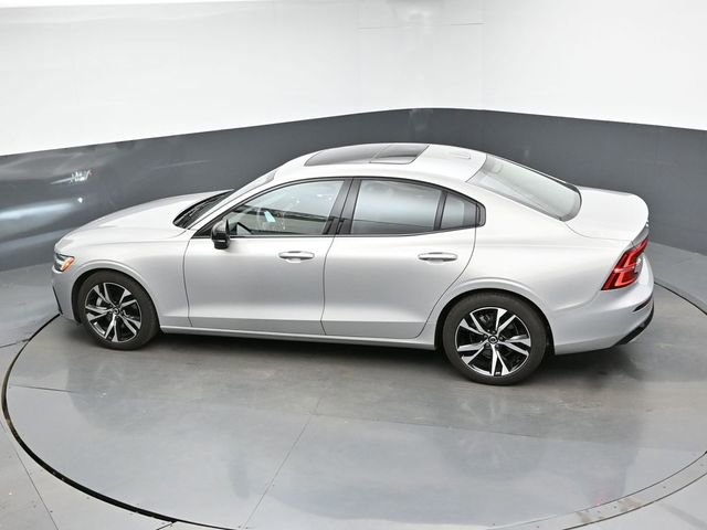Used 2023 Volvo S60 B5 Core w/ Climate Package FWD image 20