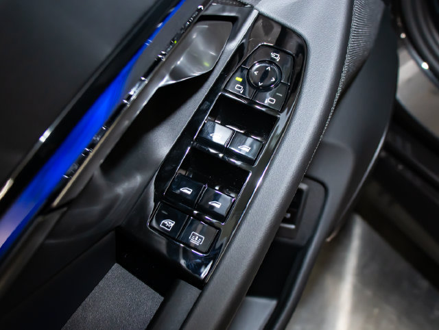 New 2027 BMW M5 w/ Executive Package AWD/4WD image 14