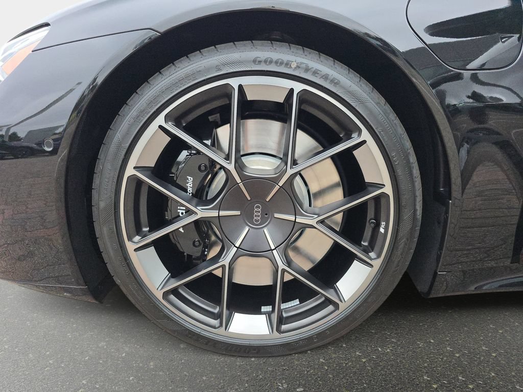 New 2026 Audi RS e-tron GT performance AWD/4WD image 33
