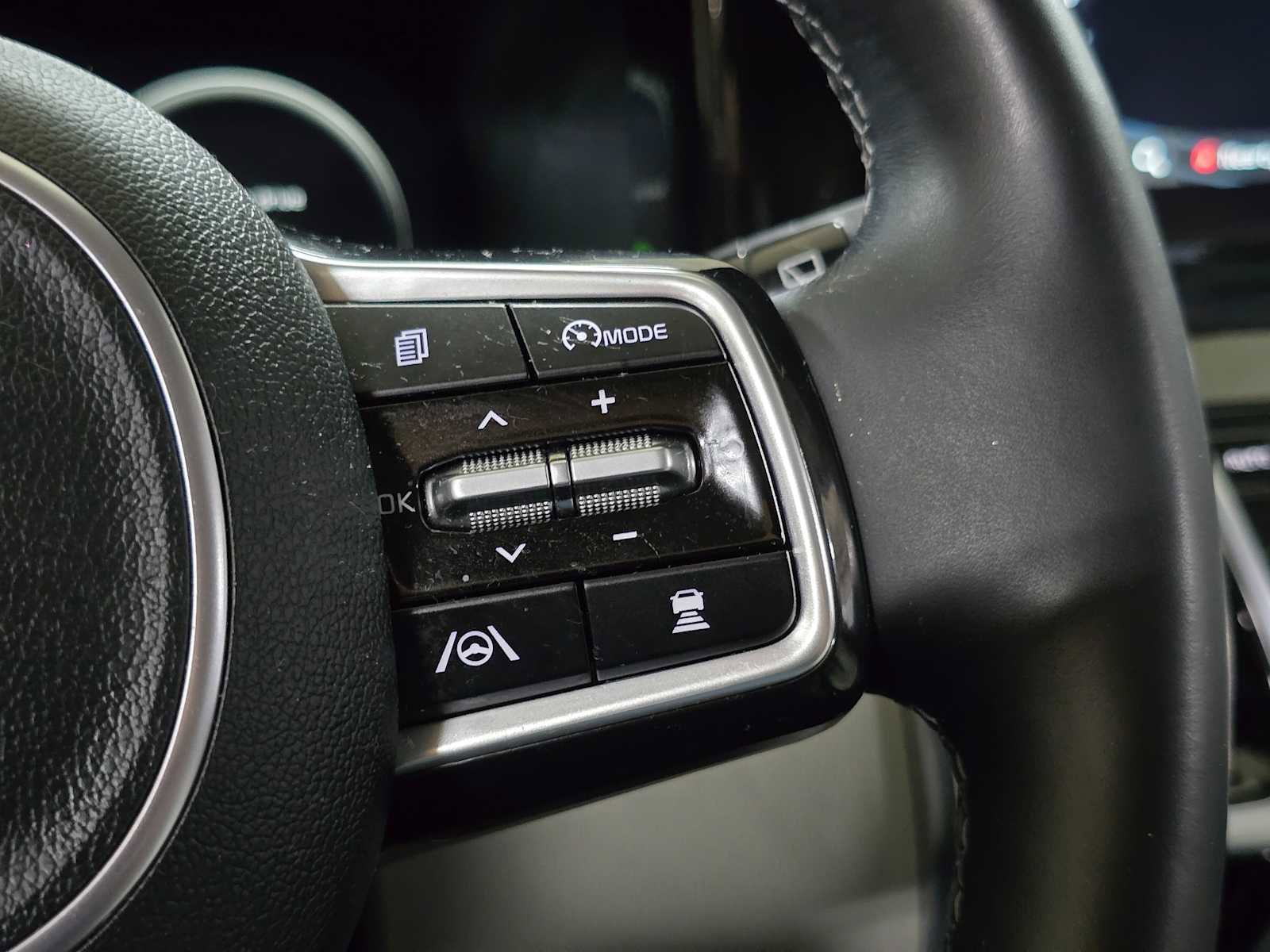 Used 2023 Kia Sorento SX Prestige image 37