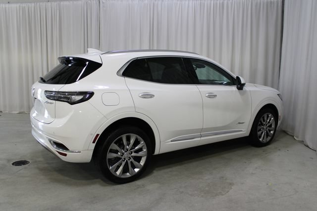 Used 2022 Buick Envision Avenir w/ Technology Package II FWD image 35