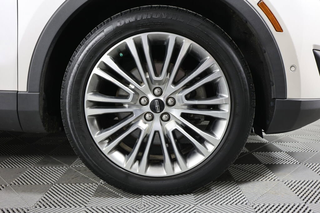 Used 2017 Lincoln MKX Reserve w/ Luxury Package image 6