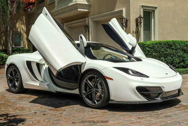 Used 2014 McLaren MP4-12C Spider RWD image 25